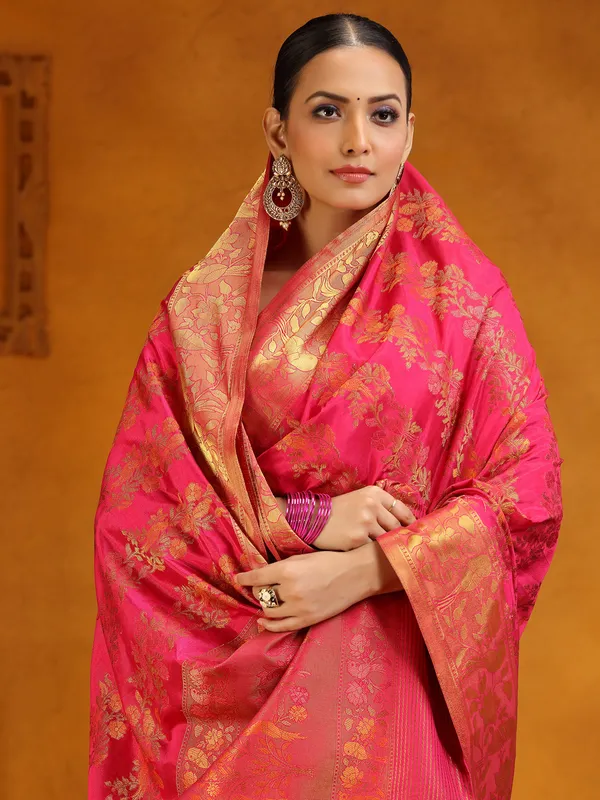 Magenta silk saree with zari embellishment