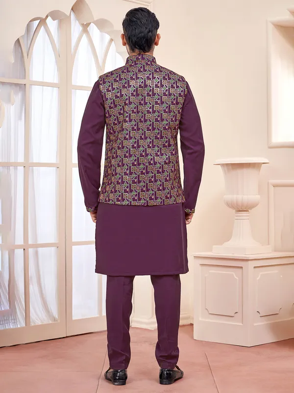Magnificent dark purple waistcoat set for men