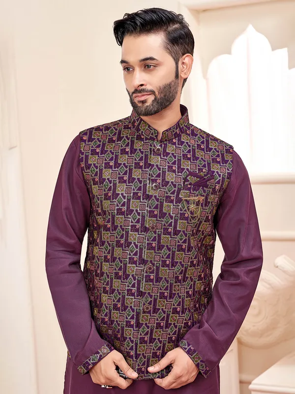 Magnificent dark purple waistcoat set for men