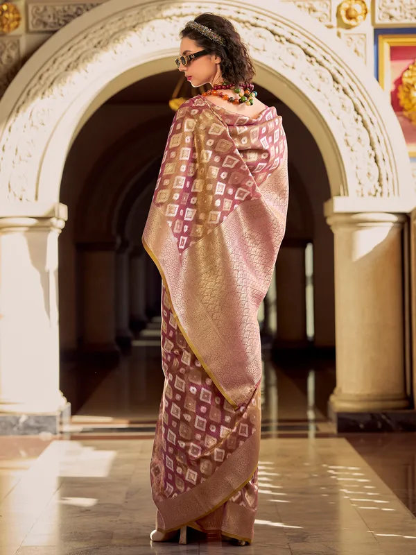 Magnta tissue silk saree with zari weaving