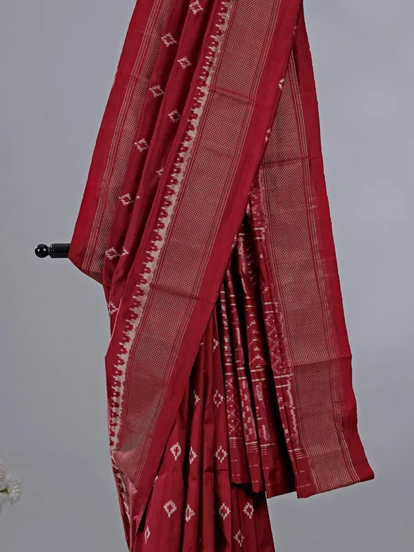 Maroon cotton silk printed saree with zari weaving