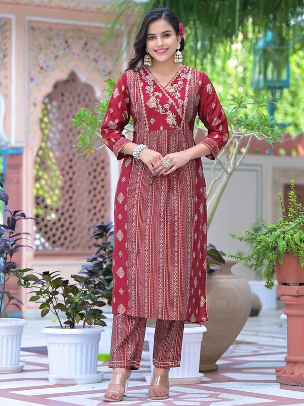 Maroon crepe kurti set