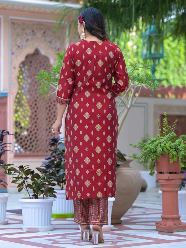 Maroon crepe kurti set