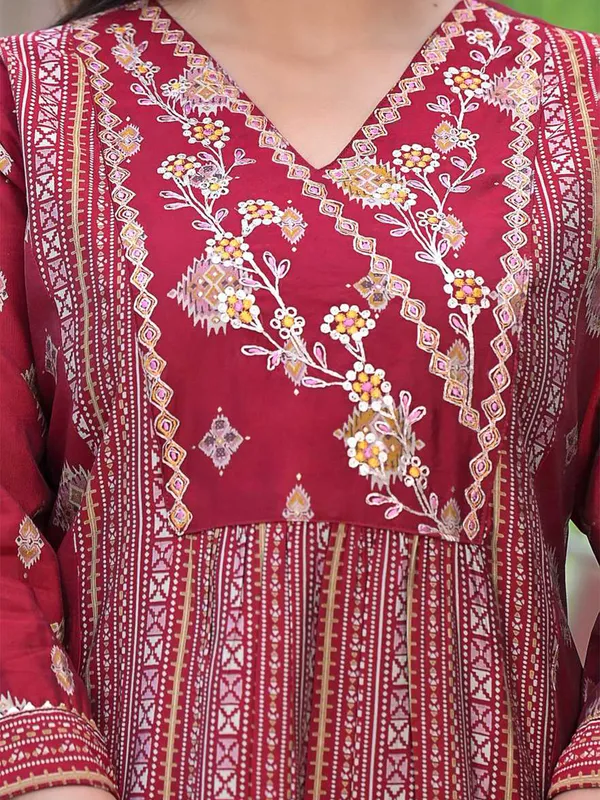 Maroon crepe kurti set