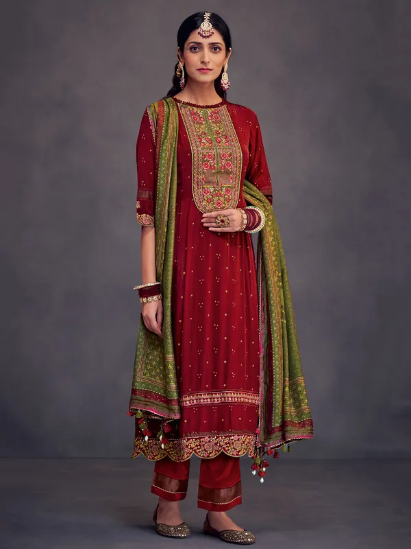 Maroon crepe salwar suit with print