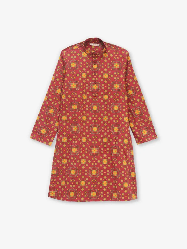 Maroon printed cotton kurta set for boys