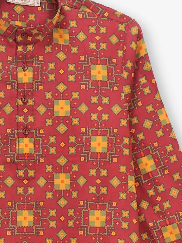 Maroon printed cotton kurta set for boys
