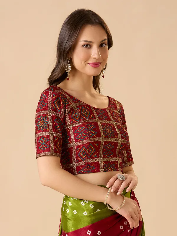 Maroon printed lycra ready made blouse with half sleeves