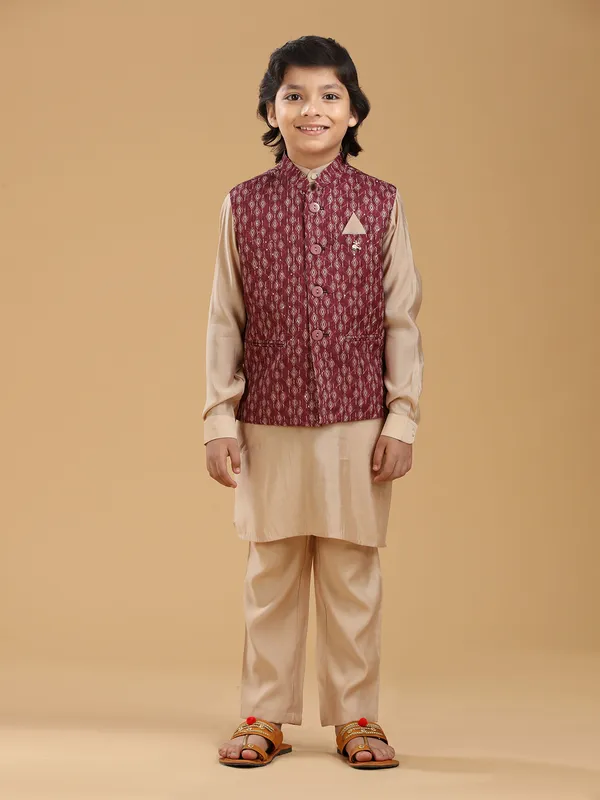 Maroon silk printed waistcoat set