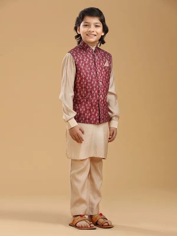Maroon silk printed waistcoat set