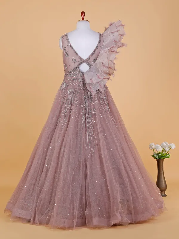 Mauve pink gown in net