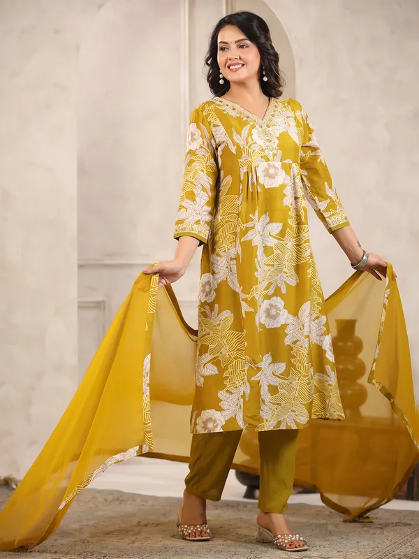 Mehendi grace printed kurti set with dupatta