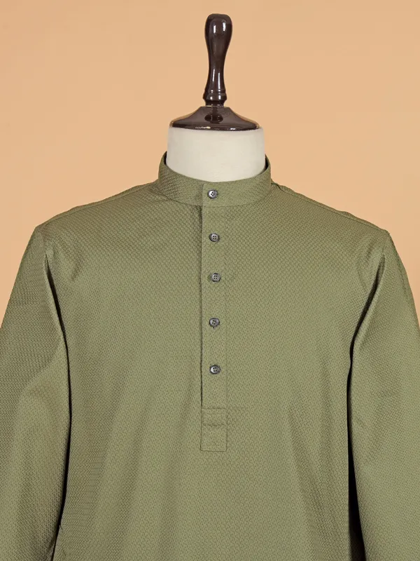 Mehendi green cotton kurta set