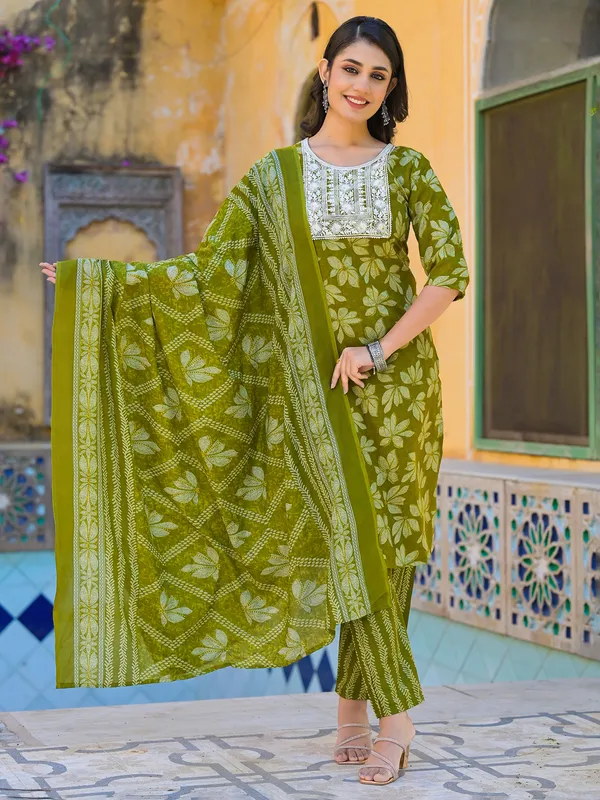 Mehendi green cotton kurti set