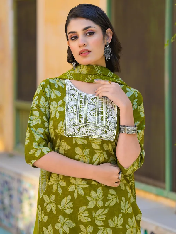 Mehendi green cotton kurti set