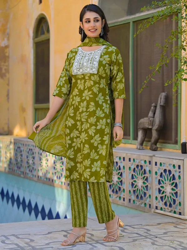 Mehendi green cotton kurti set