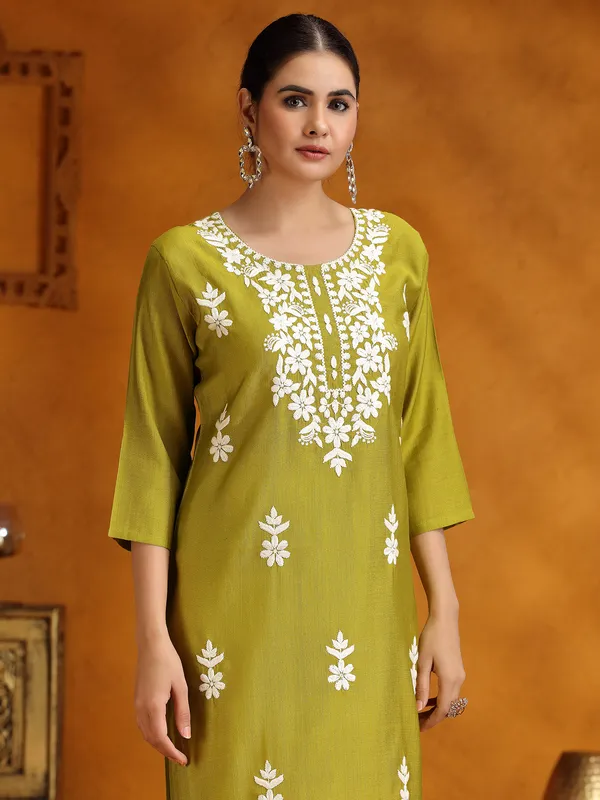 Mehendi green embroidery kurti in cotton silk
