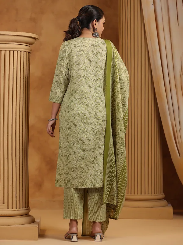 Mehendi green printed silk kurti set