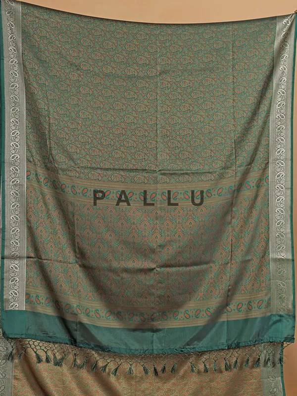Mehendi green silk saree with contrast border