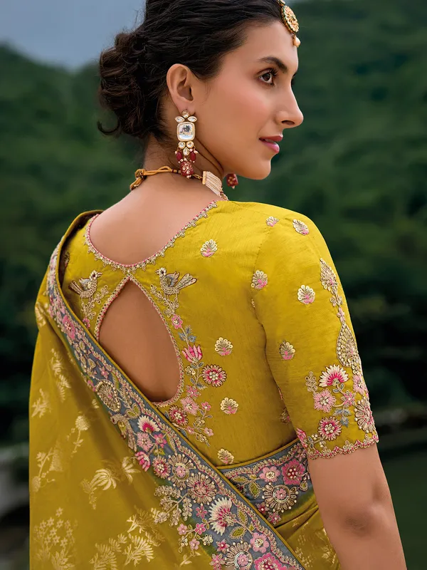 Mehendi green silk zari weaving saree
