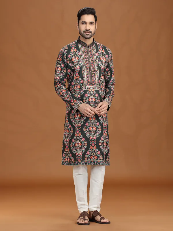 Mehendi green viscose kurta suit for festivities