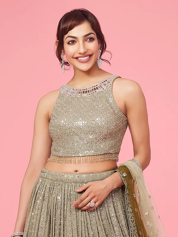 Mehndi green lehenga choli with dupatta
