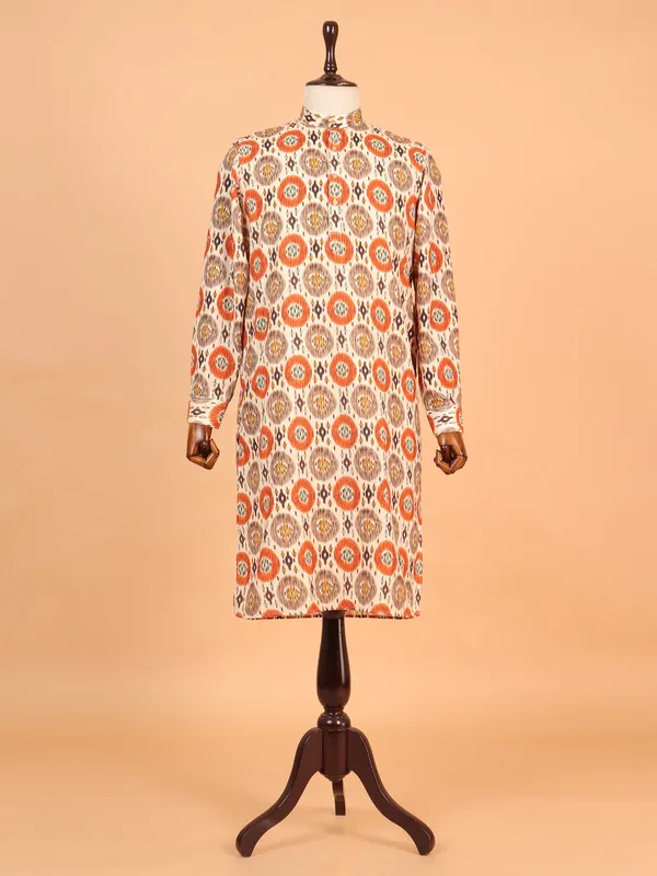 Mesmrizing beige cotton kurta for men