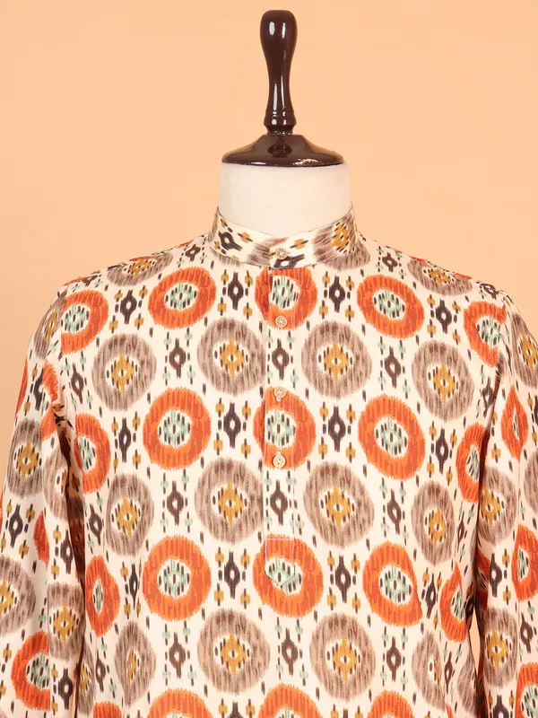 Mesmrizing beige cotton kurta for men