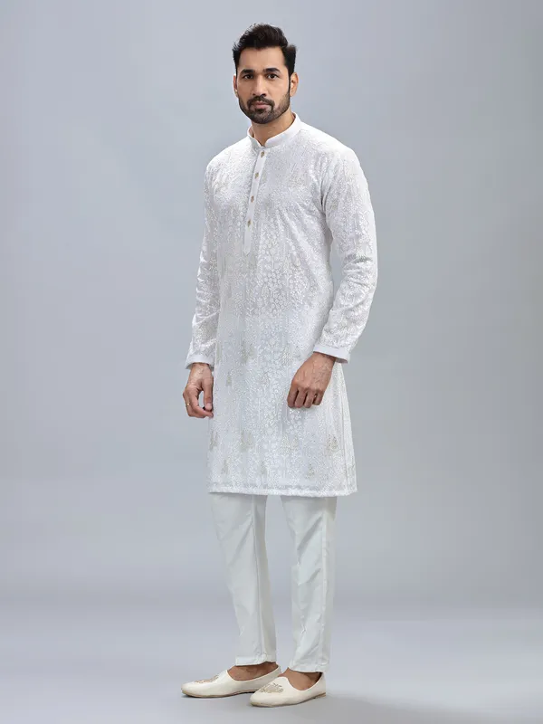 Minimalist white georgette kurta set for men