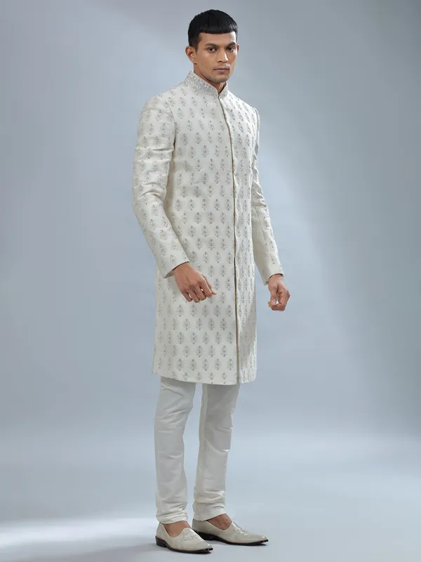 Minimalistic off white raw silk sherwani