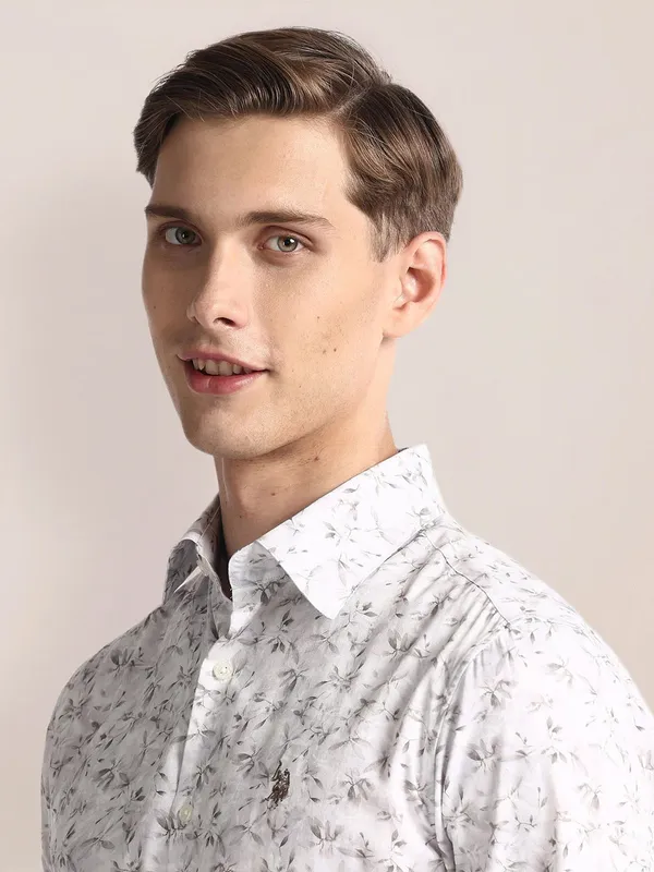 U S POLO ASSN printed white full sleeves shirt