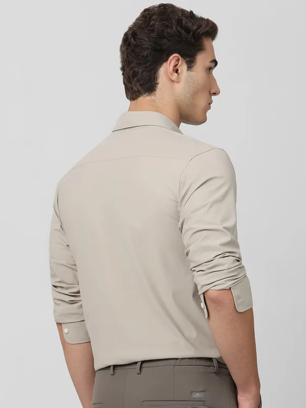 MUFTI beige cotton plain slim fit casual shirt