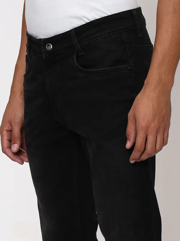 Mufti black solid narrow fit jeans