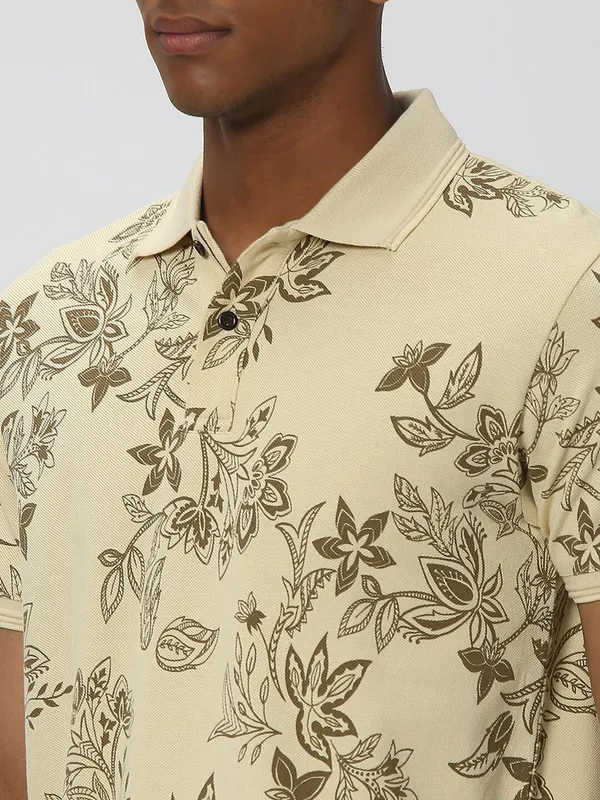 Mufti cotton printed beige t shirt