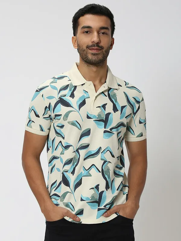 Mufti cream printed cotton t shirt