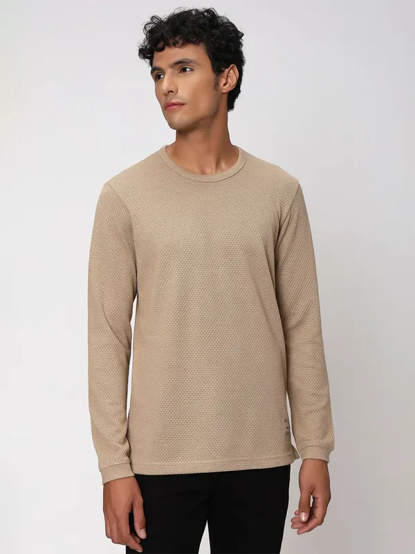 Mufti knitted beige plain t shirt