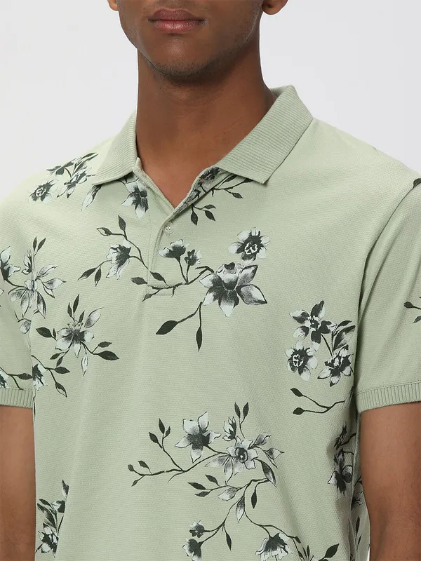 Mufti light green printed t shirt