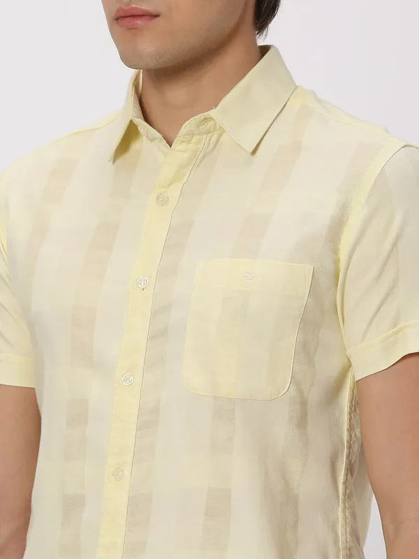Mufti light yellow checks shirt