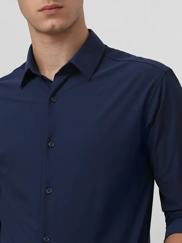 MUFTI navy plain slim fit casual shirt for men
