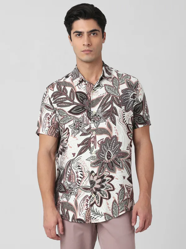 MUFTI off white floral printed casual shirt