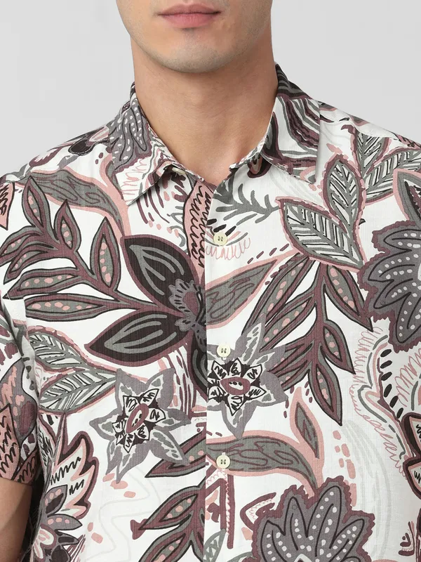 MUFTI off white floral printed casual shirt