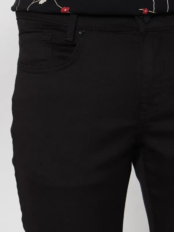 MUFTI solid black ankle length fit denim jeans