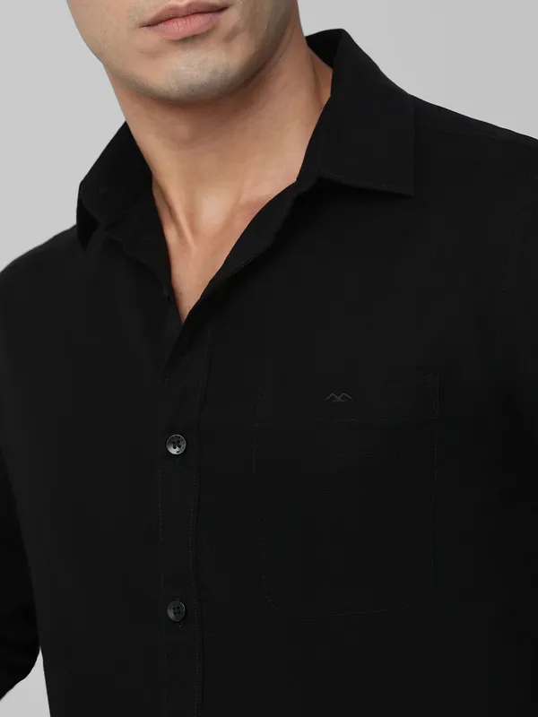 MUFTI solid black slim fit casual wear shirt for men