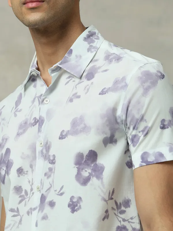 MUFTI white and purple printed casual slim fit shirt