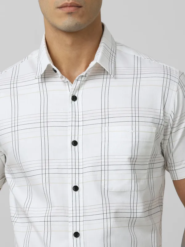 MUFTI white checkered casual shirt