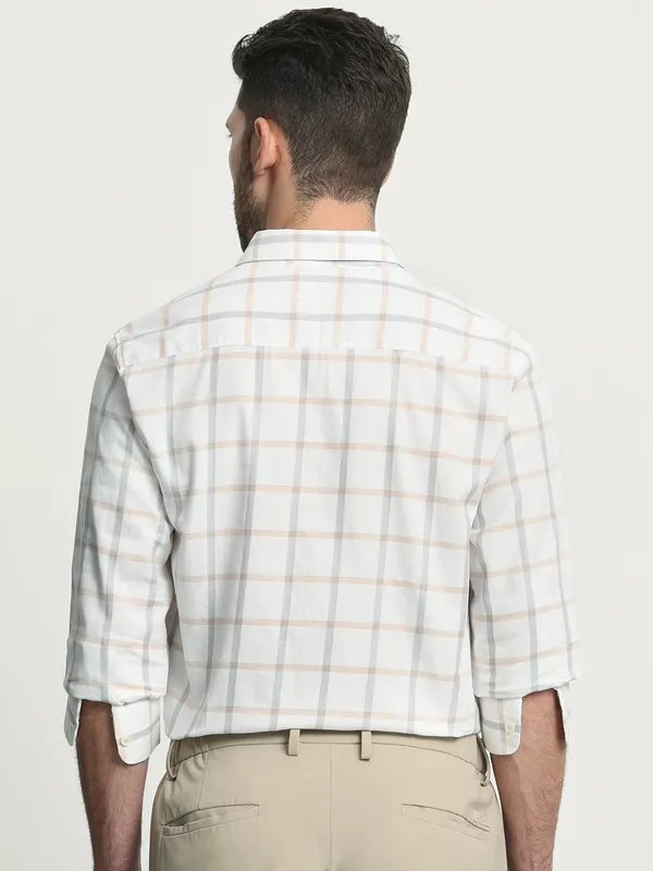 MUFTI white checkered casual wear shirt for men