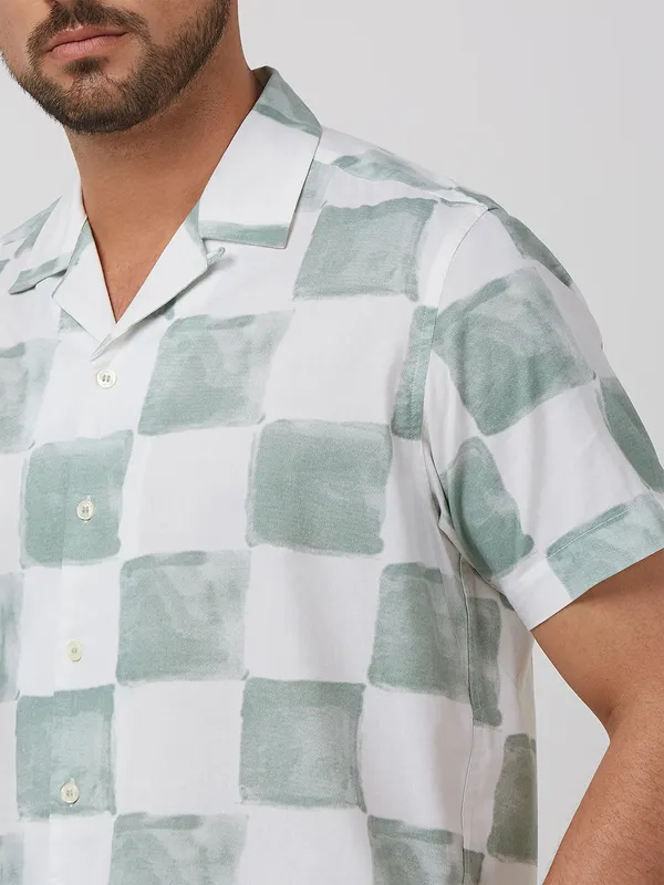 MUFTI white printed casual cotton shirt