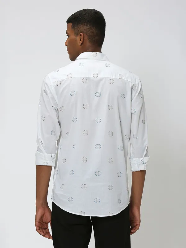 Mufti white slim fit casual cotton shirt
