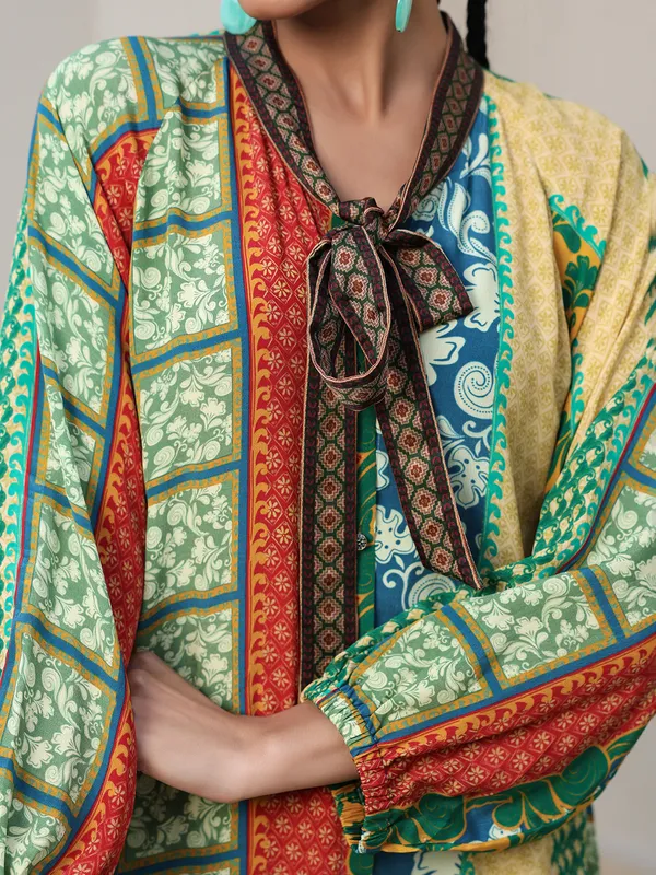 Multicolor crepe printed top