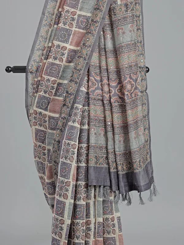 Multicolor semi cotton saree with print